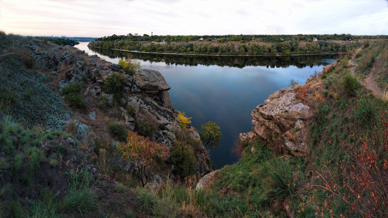 вечер,пейзаж,релакс,отражение,вода,берег,облака,свет,скалы,landscape *** фото превью