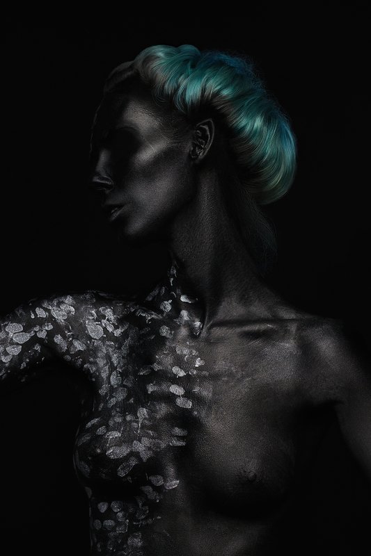 Under the Black Sun фото превью