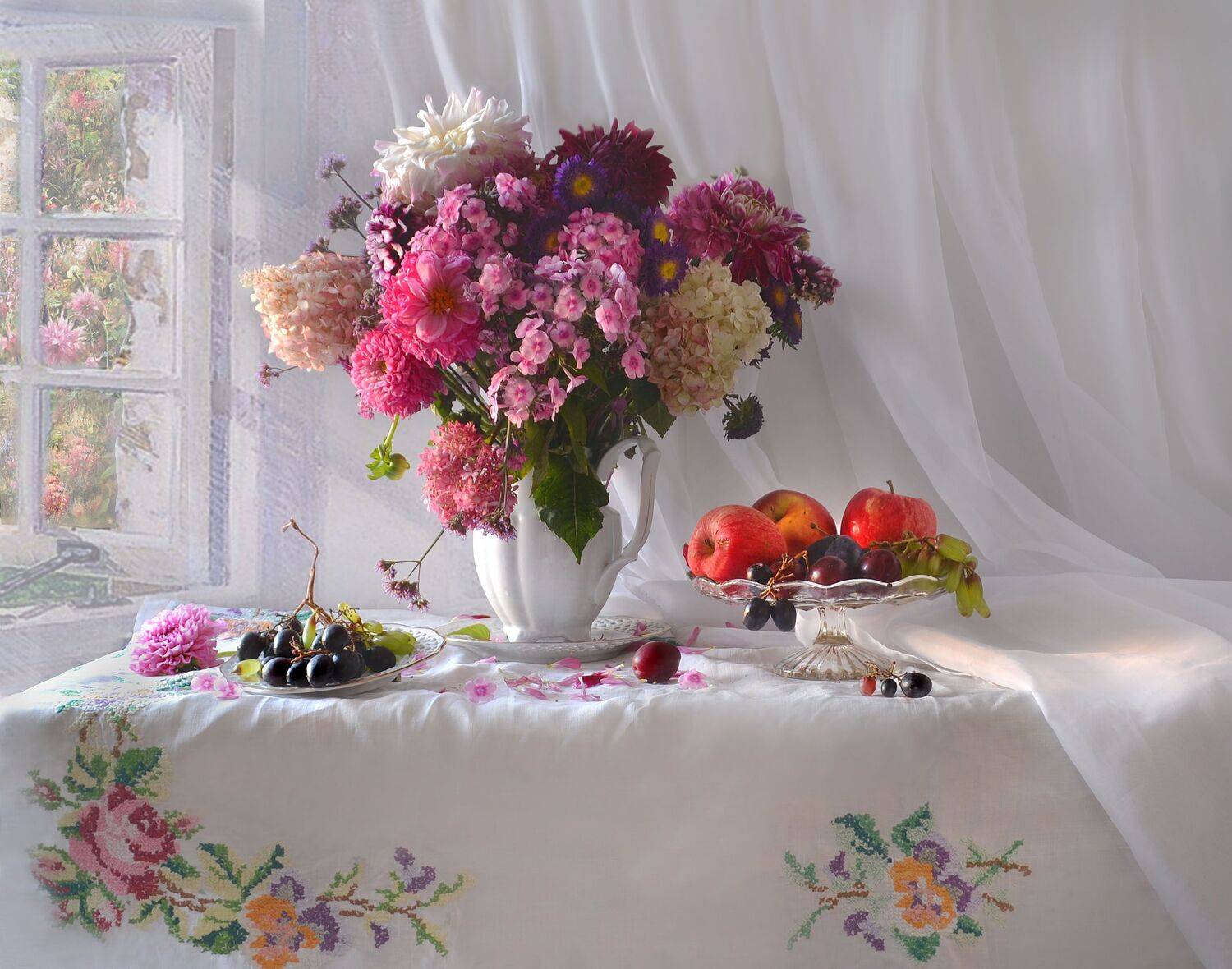 still life, натюрморт,цветы, георгины, флоксы, гортензия, фото натюрморт, стихи, сентябрь, осень,, Колова Валентина