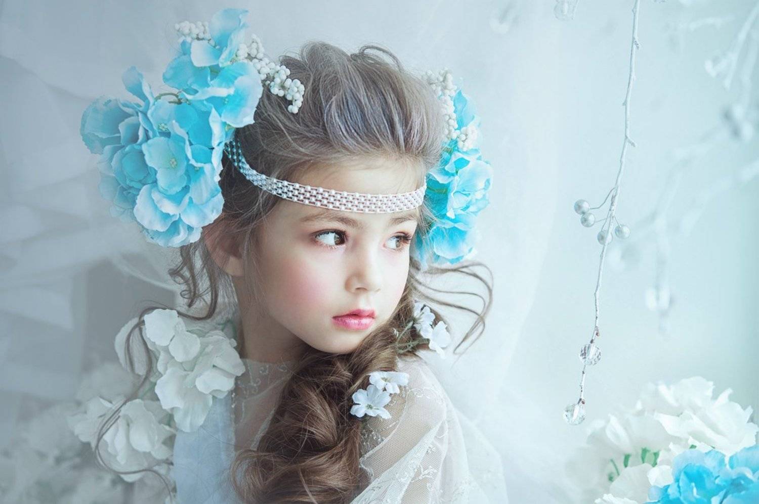 девочка с цветами, Мария Луцук