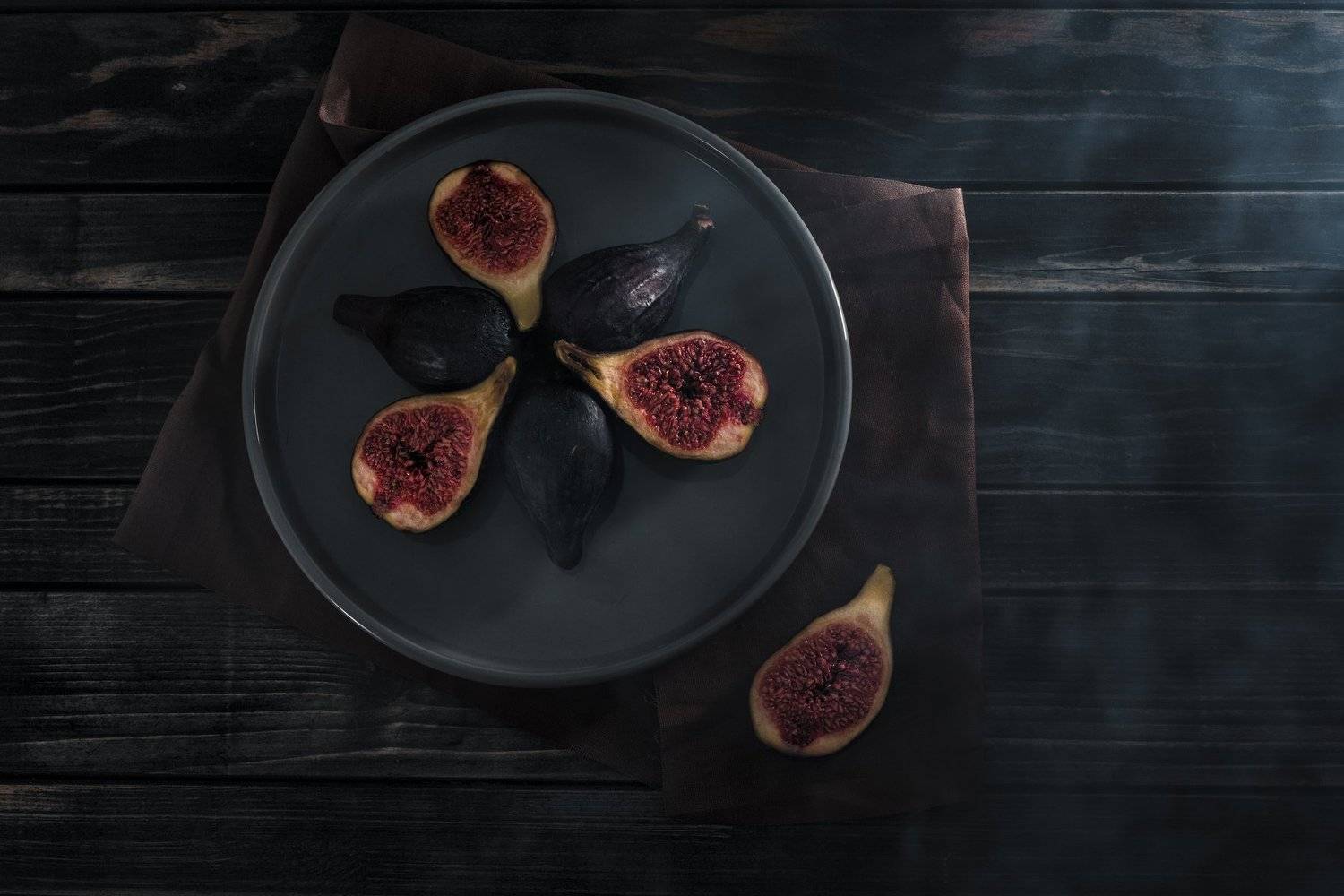 Инжир, еда, фрукты, фудфото, flatlay, lowkey, Алексей Хоруженко