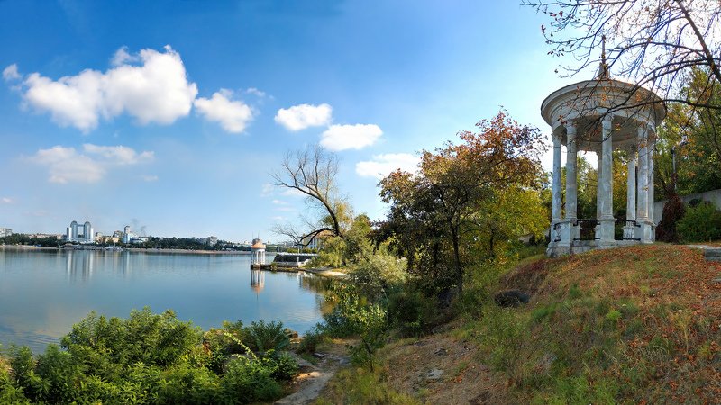 пейзаж,беседка,вид,река,осень,вода,город,архитектура,эпоха,landscape  фото превью