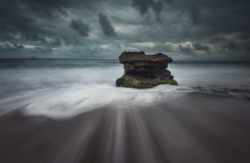 Water traces  фото превью