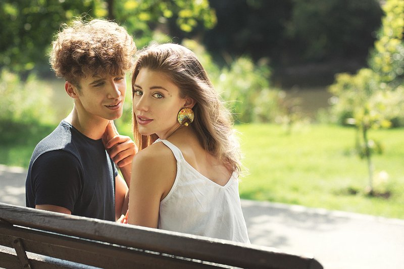 девушка, парень, природа, любовь, влюбленные, семья, первая любовь Взгляд фото превью