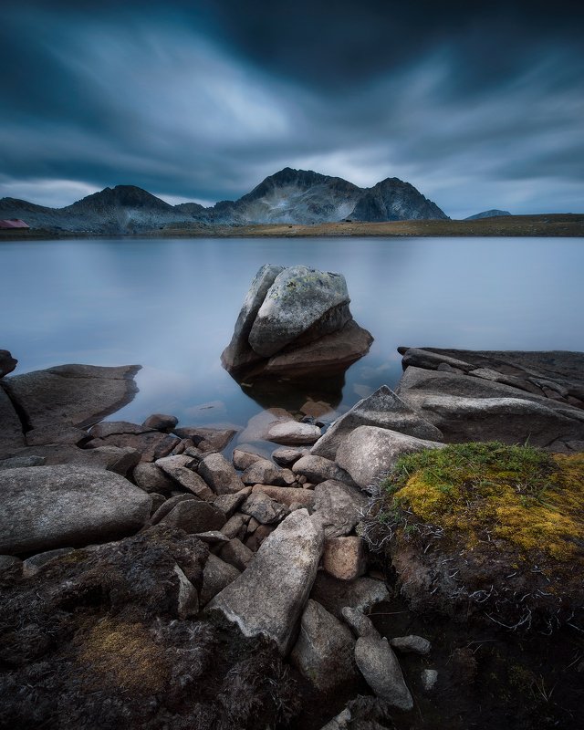 The Blue Hour фото превью