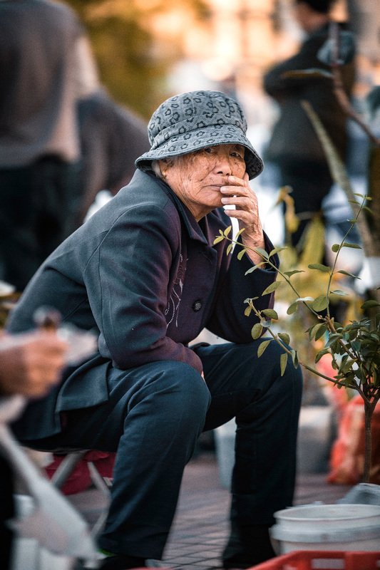 китай, портрет Город Суйфэньхэ и его жители... фото превью