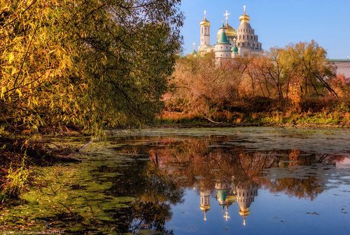 Золото в осеннем убранстве