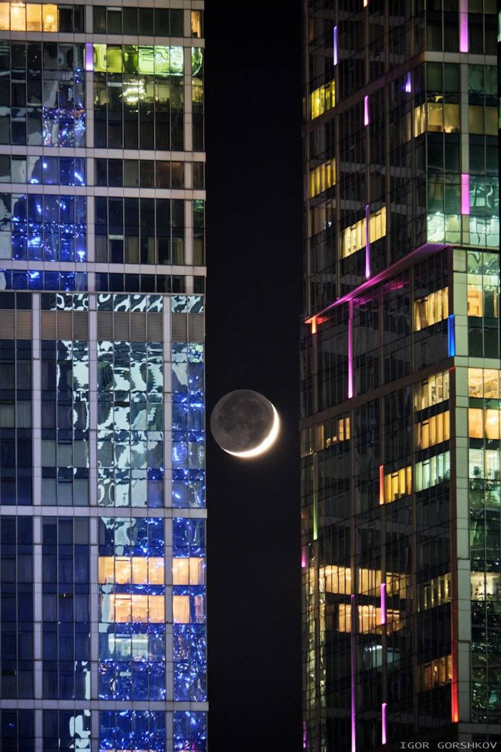 москва,луна,новолуние,москва-сити,ночь,ночной город,архитектура, Горшков Игорь