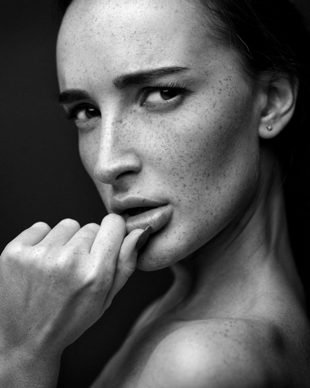 Julia фото превью