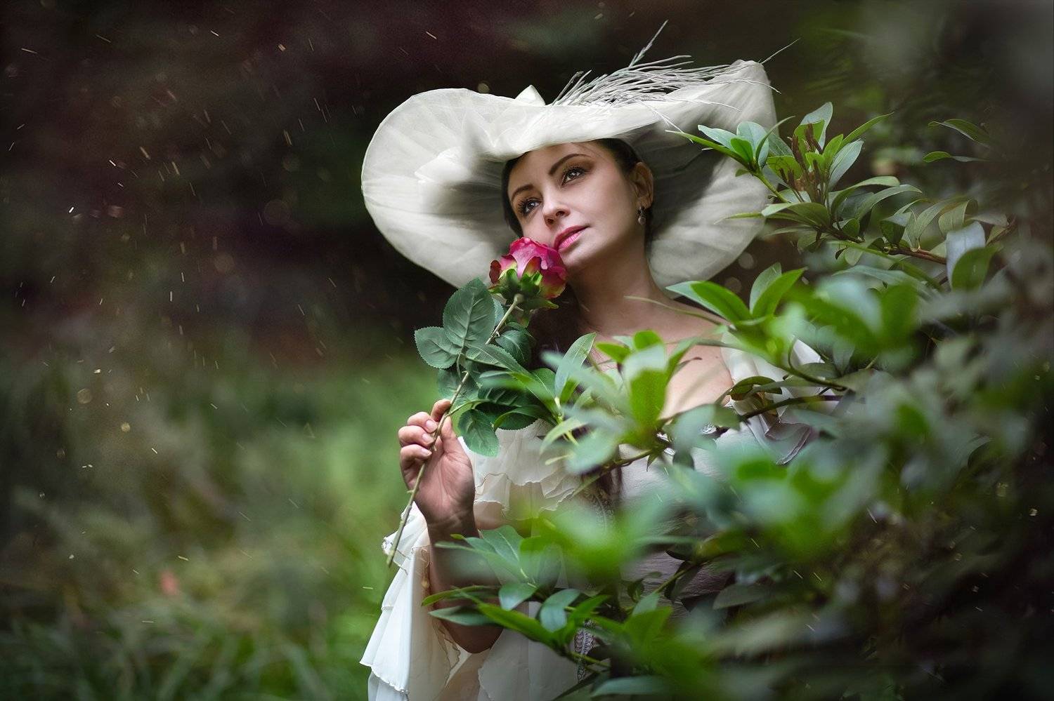 woman rose dark romantic, Nina Janiak