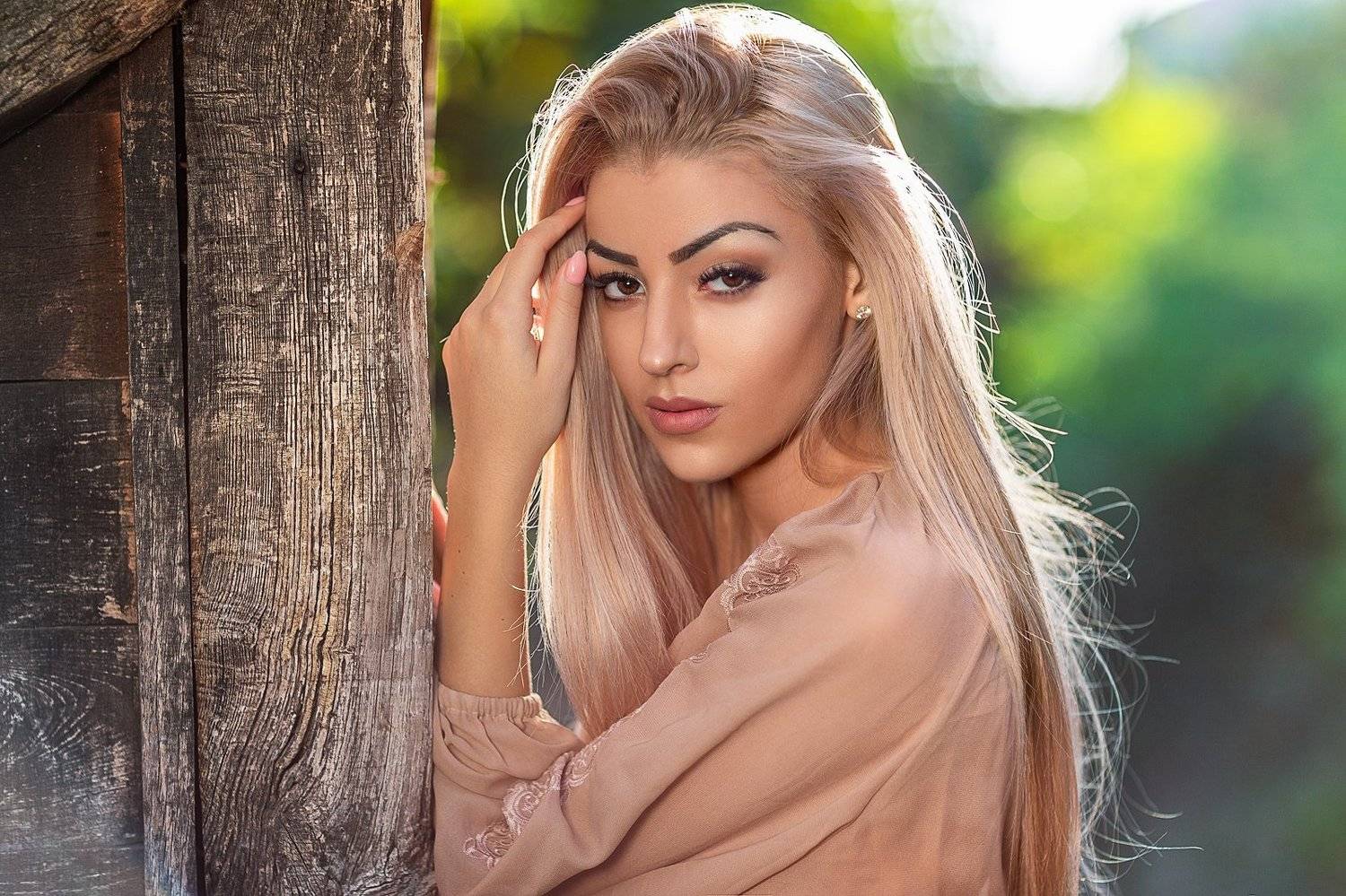 , Деян Романов