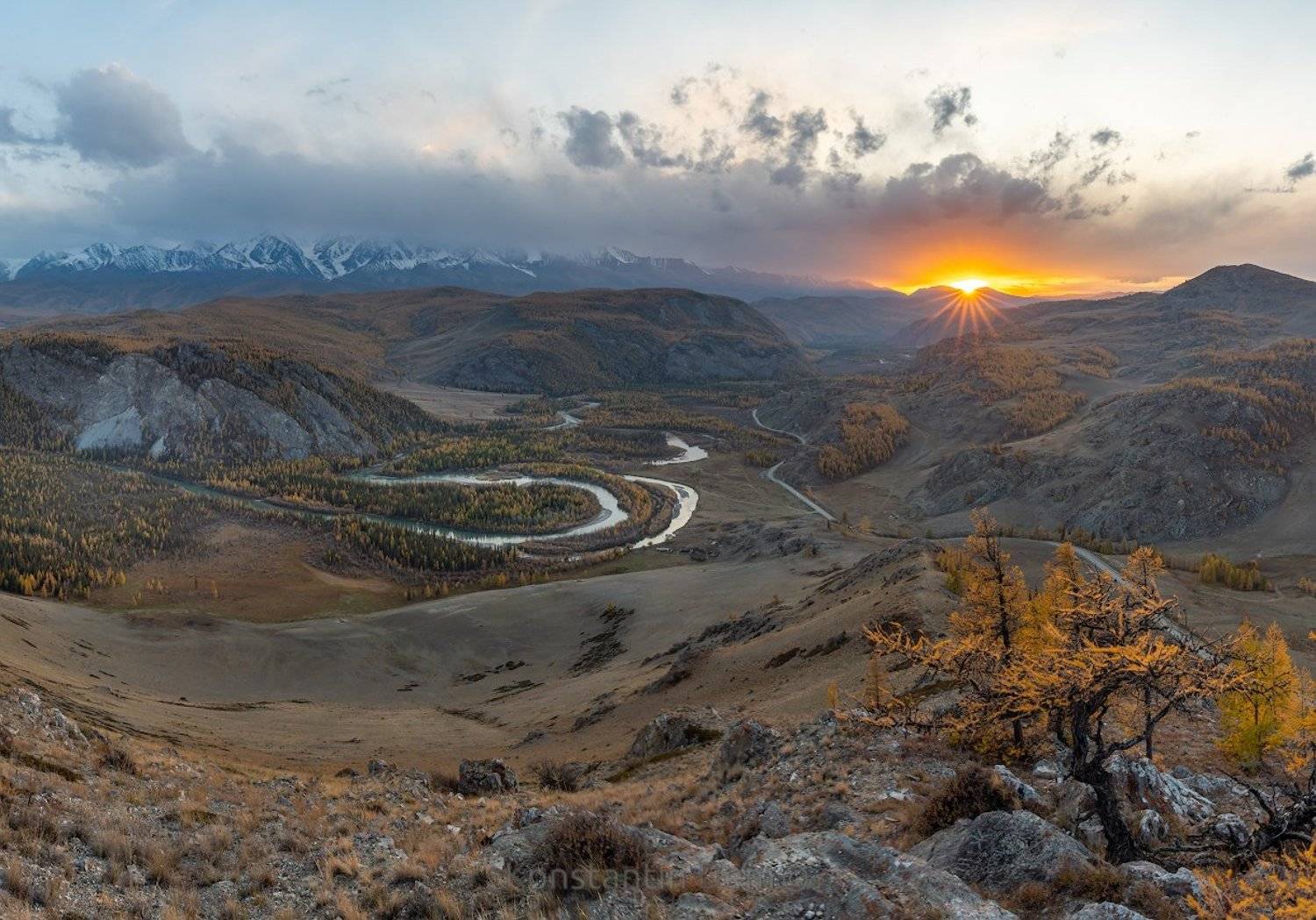 алтай, Константин Дэм
