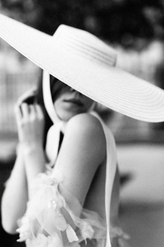 Незнакомка фото превью