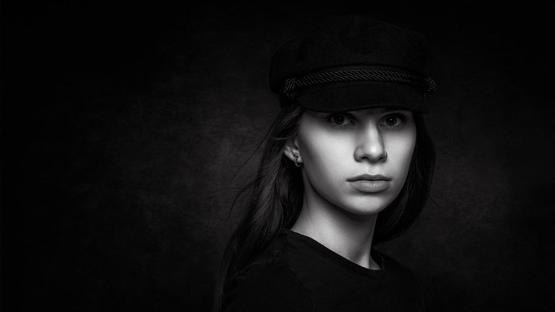 Out Of The Dark фото превью