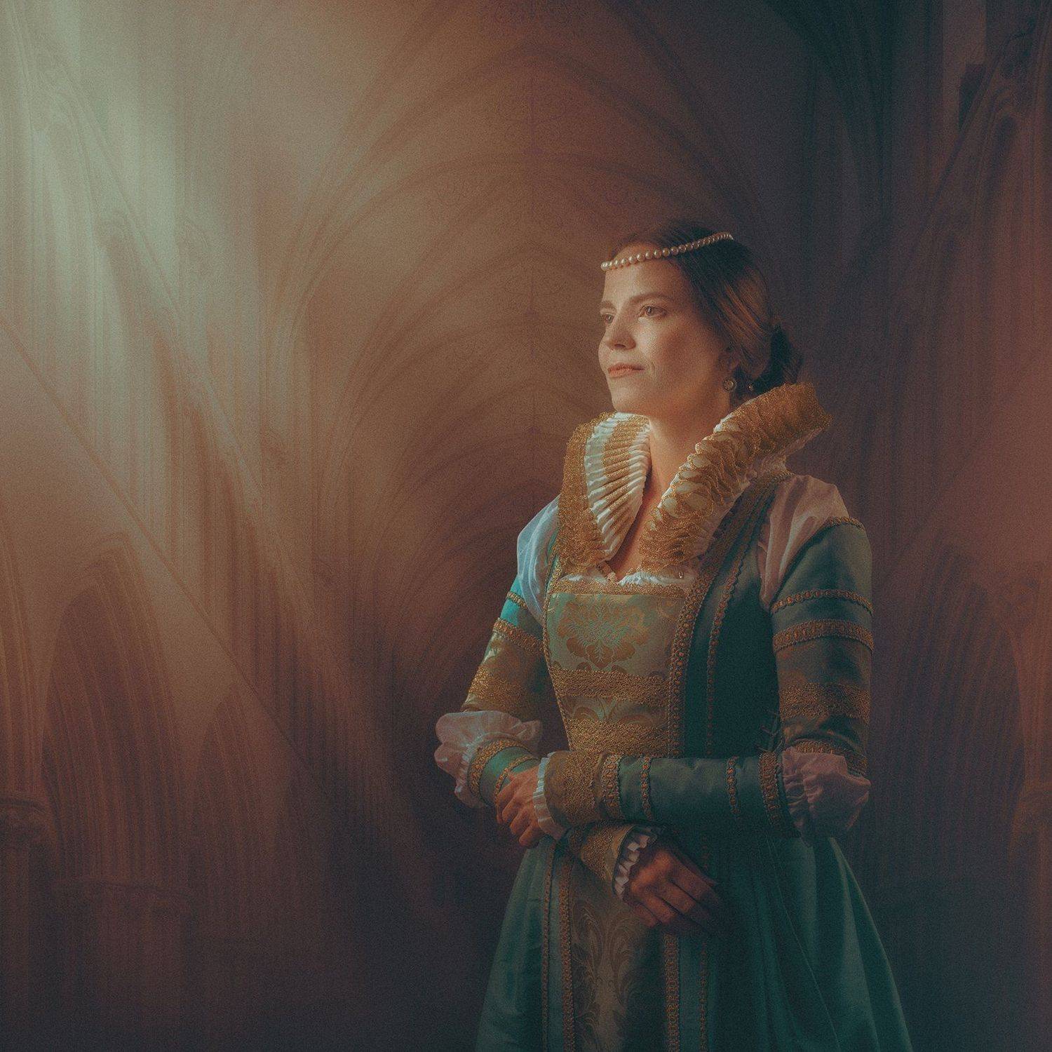 female, portrait, dark beauty, beauty, dark, retro, vintage, mood, queen, lady, noble, honor, heritage, femine, woman, one, person, people, Дмитрий Толоконов