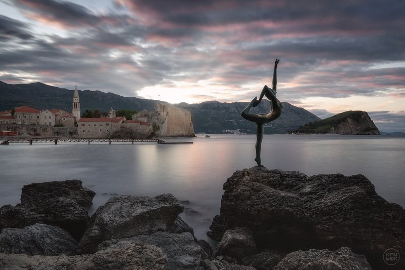 черногория, будва, рассвет, море Рассветная красота Будвы фото превью