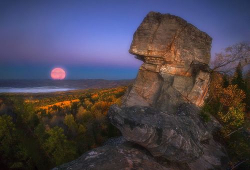 Заход луны