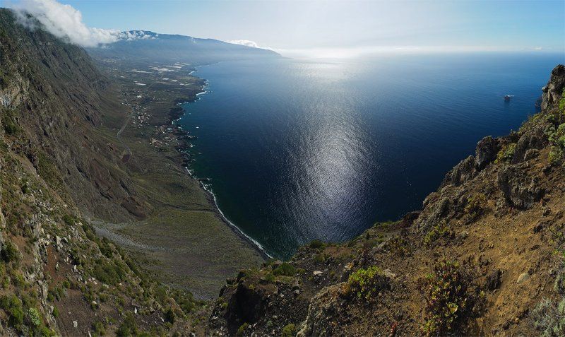 мирадор де ла пенья,эль йерро,остров,канарские острова,скалы,эль гольфо,залив,океан,атлантика,панорама Мирадор де Ла Пенья фото превью