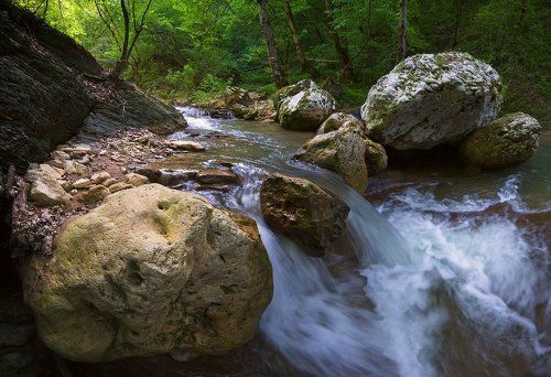Где вечный спор воды и камня 3