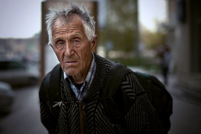 уставший старец фото превью