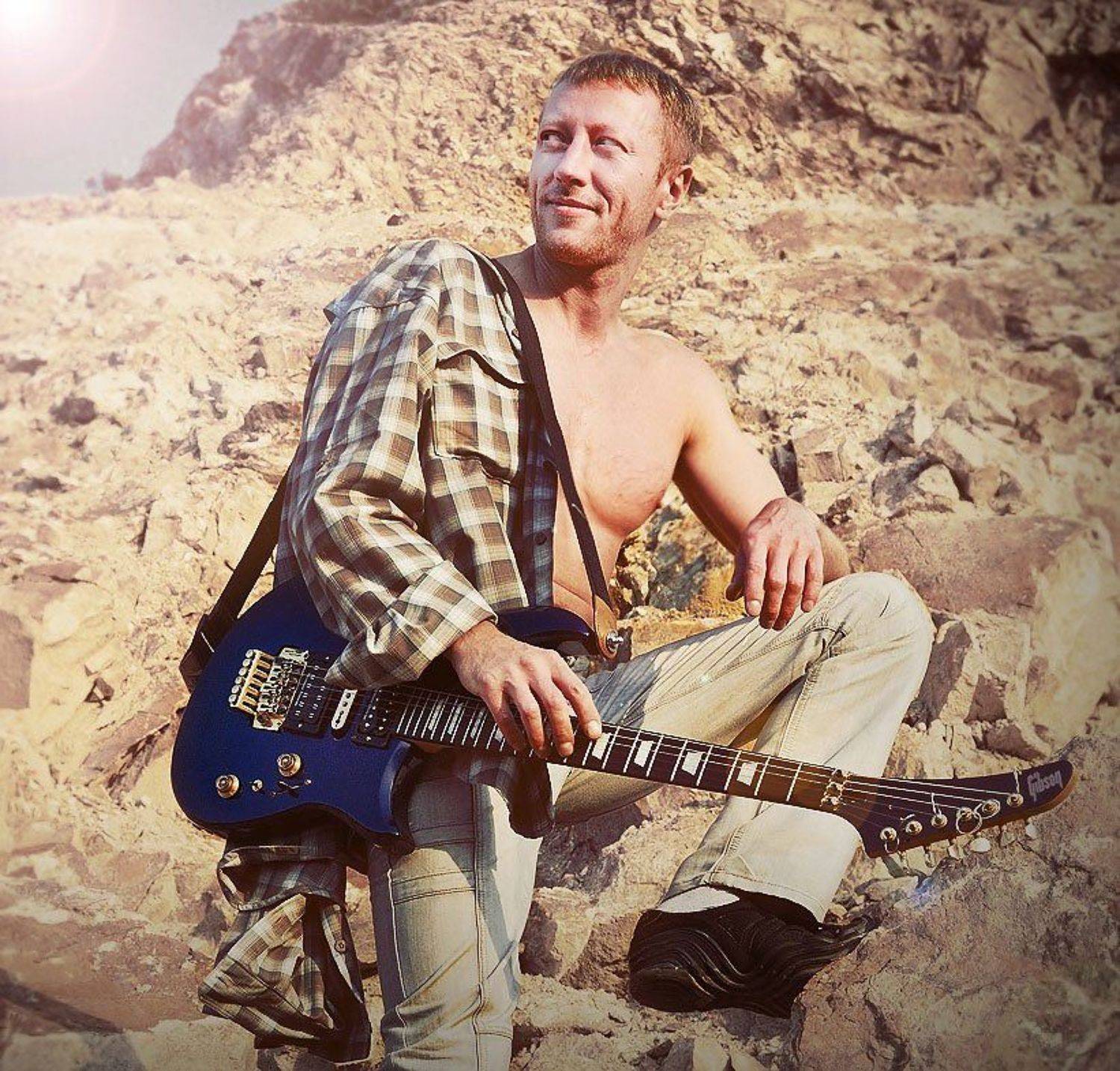 гитарист, гитара, портрет, Зуева Юля