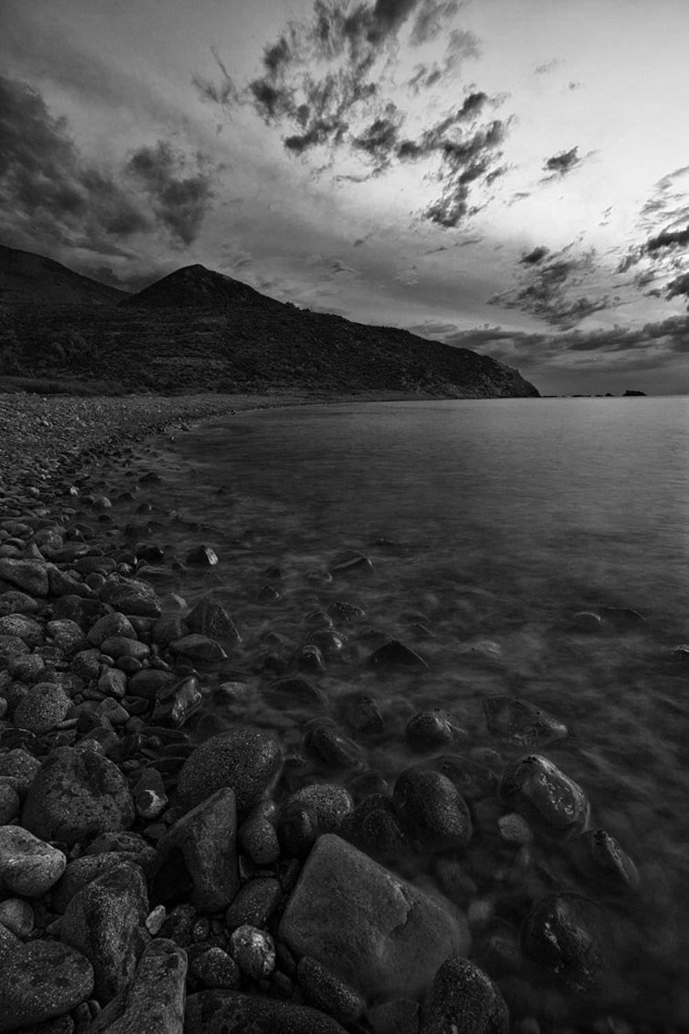 , Момчил Великов