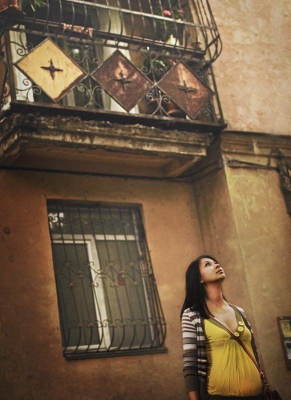 portrait,urban,портрет,дом,девушка. Старый дом. фото превью