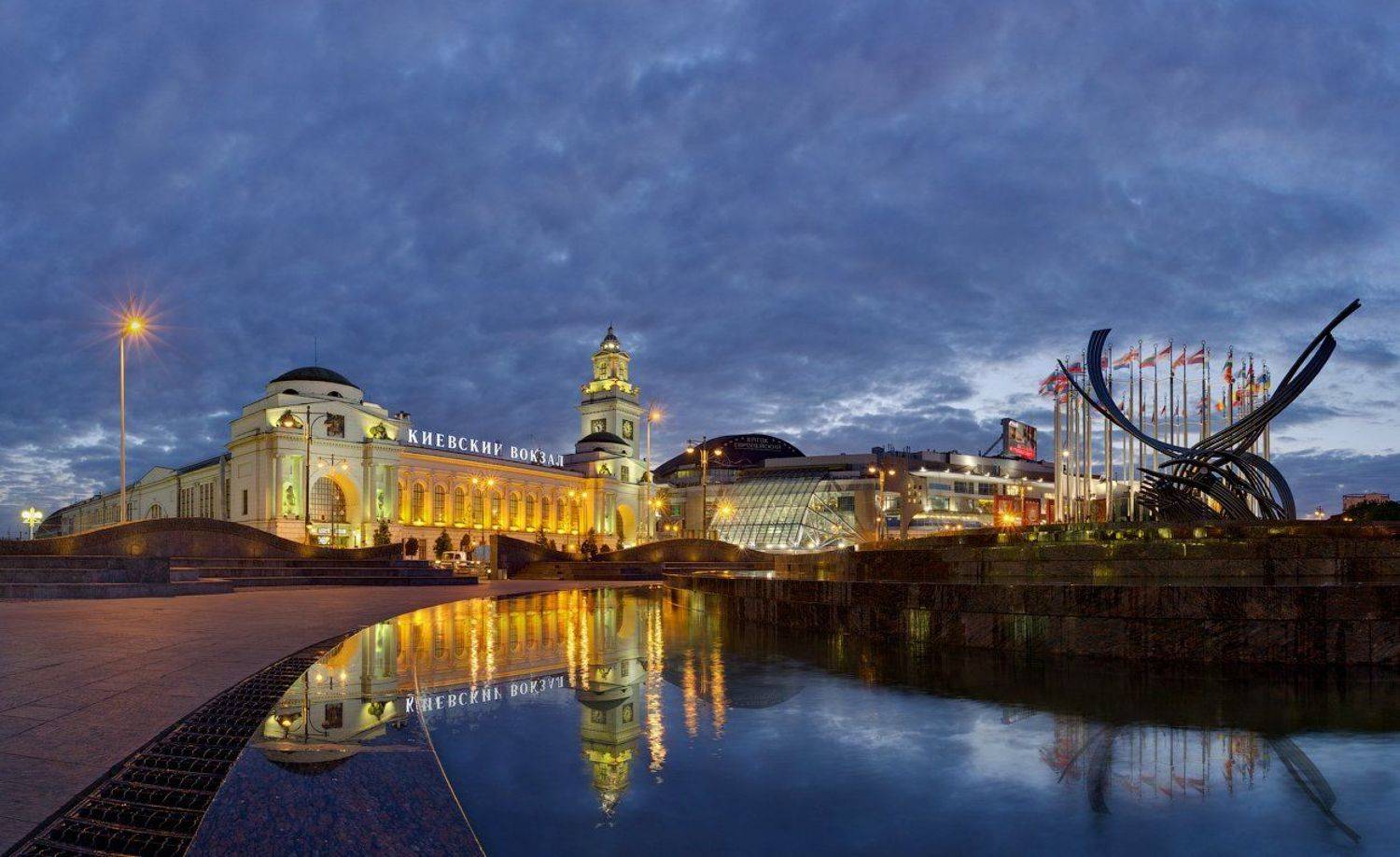 площадь европы, киевский вокзал, москва, Денис Сорокин