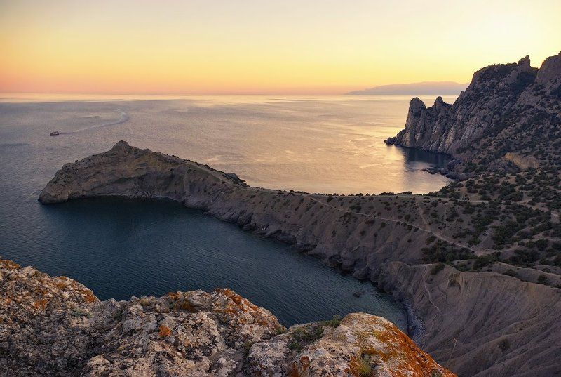 Тихий вечер в Разбойничьей бухте фото превью