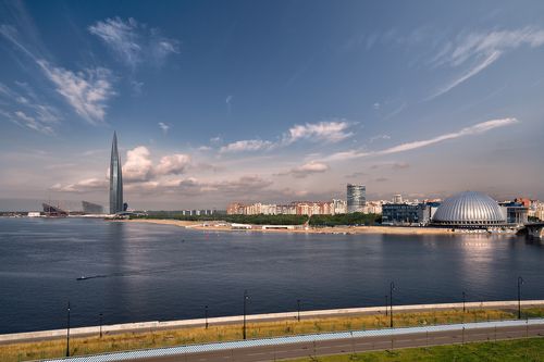 вид на Лахта Центр