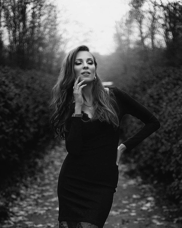 #портрет #здоновамария #женскийпортрет #чб #черноебелое Просто ЧБ фото превью