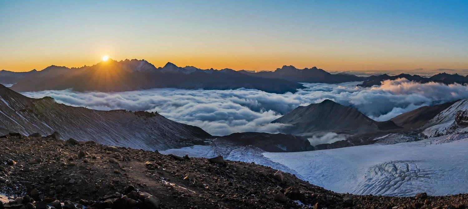 казбек, Сергей Межин