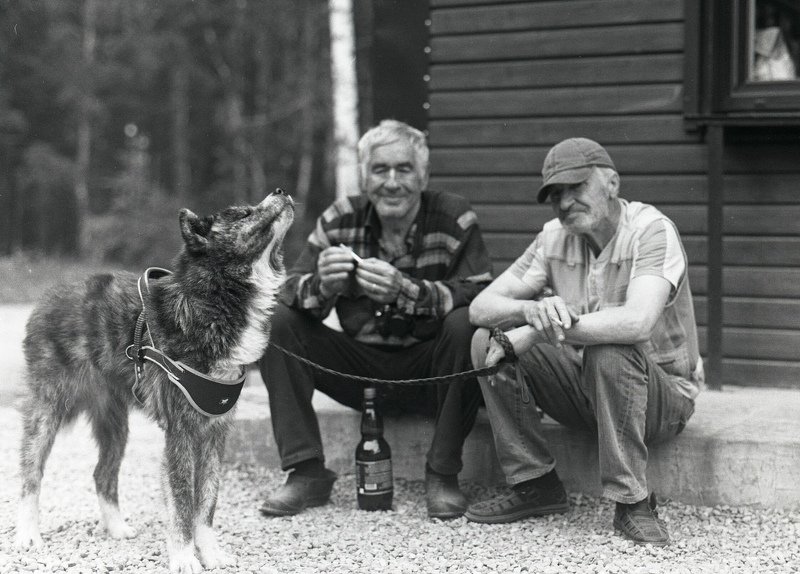 На троих... фото превью