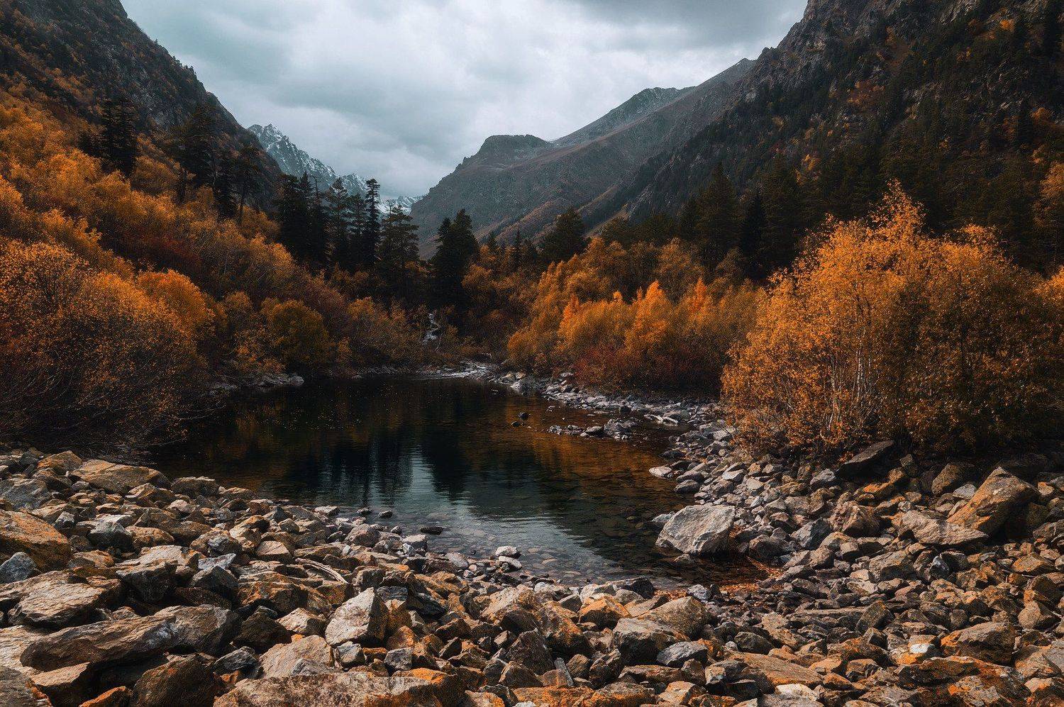 mountains nature autumn домбай горы осень пейзаж природа landscape e снег пик листья желтый лес forest озеро, Егор Бугримов
