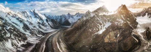 Gpogndagoro glacier 