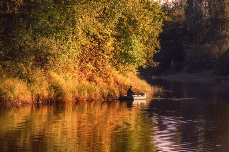Золотой час для рыбалки фото превью