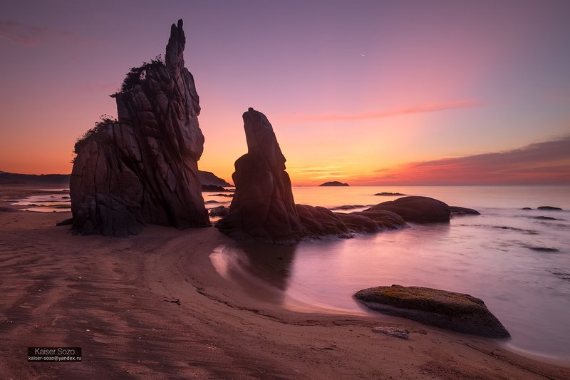 приморье, море, кекуры, рассвет, камни, японское море, лазовский заповедник Кекуры бухты Заря фото превью