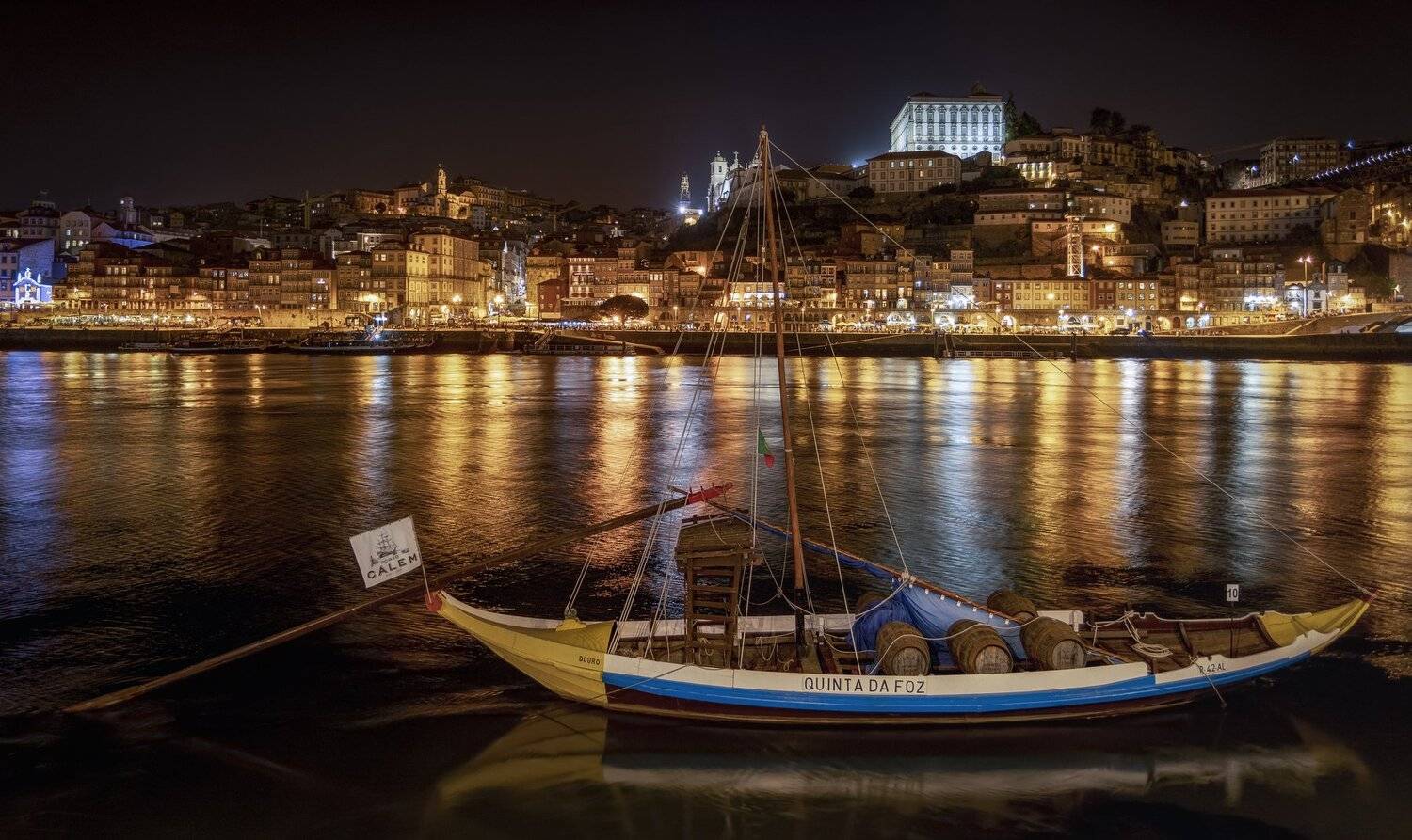 ночь, город, река, Александр Безмолитвенный