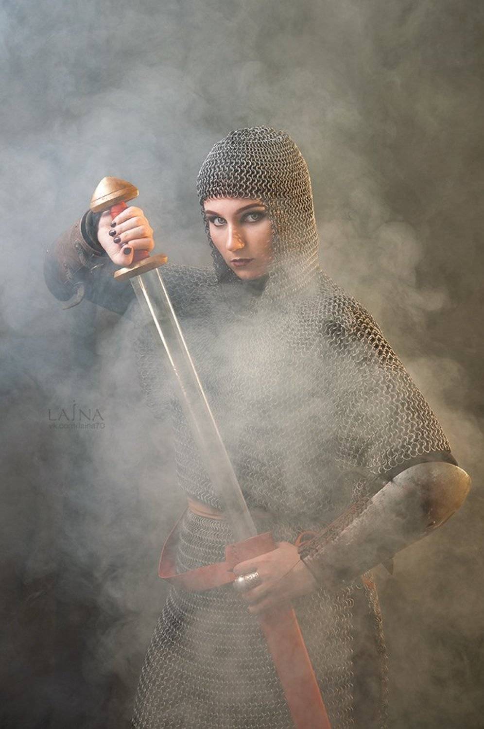 доспехи, девушка, портрет, меч, воин, Инна Любичанская