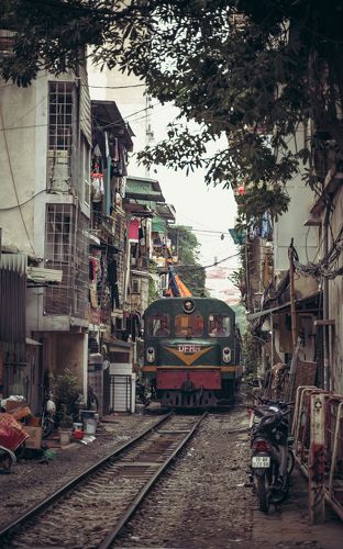 Hanoi train