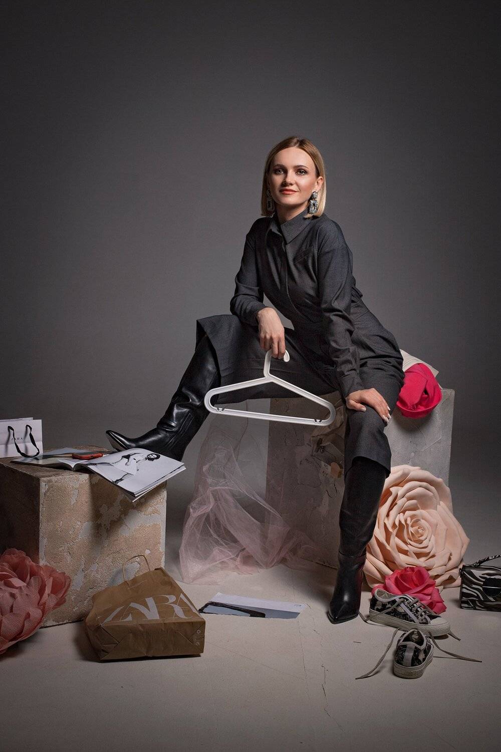 женский портрет, шикарная, красотка. девушка, фэшн, pretty woman, fashion, adult, lips, portrait, girl, attractive, pretty, model, hair, beautiful, natural, female, smile, beauty, studio, lady, elegance, glamour, curly, elegant,, Мелана Романова