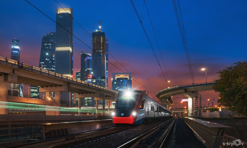 #skrylov, #skrylov_official, #nikon, #nikonplaza, #rzd, #ржд, #иволга, #твз, #тмх, #трансмашхолдинг, #мцд, #железнаядорога, #москва, #цппк *** фото превью