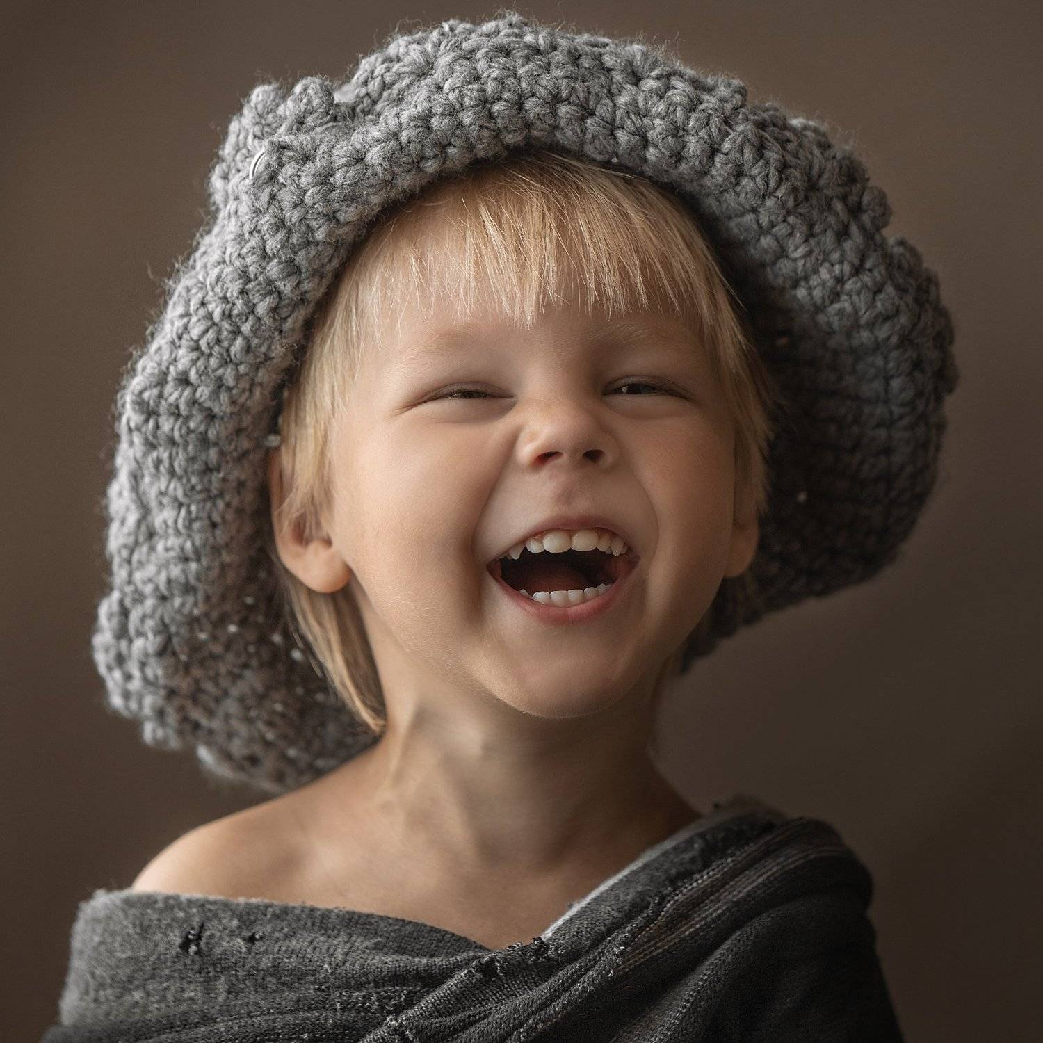 дети, детская фотография, портрет, мальчик, персонаж, смех, взгляд, детский портрет, Елена Чернигина