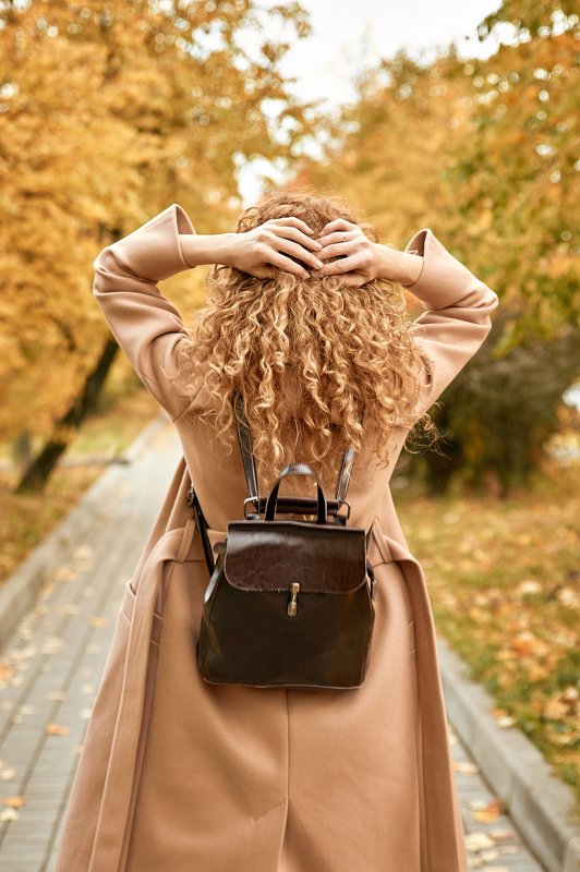 #портрет #portrait #вдохновляющий #фотосессия #фотосессиянаулице #фотопрогулка #фотосессиявмоскве #фотографмосква #максимкоротовских #москва #moscow #россия #russia #nikon Осенью хочется дышать. фото превью