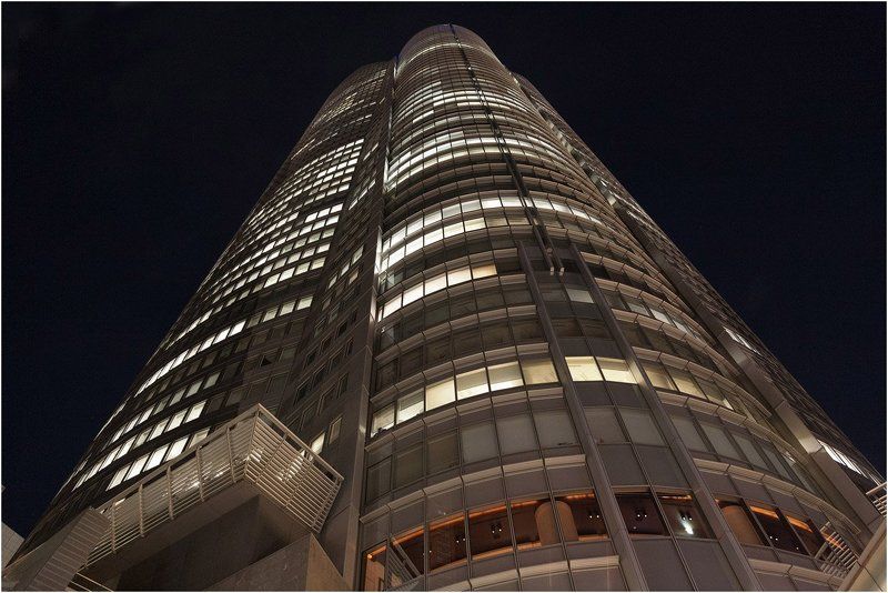 япония Из жизни небоскребов - Roppongi Hills фото превью