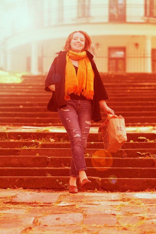 Попрыгунья стрекоза лето красное пропела фото превью