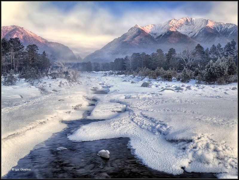 бурятия, горы, река, тунка, зима Утро Тунки фото превью