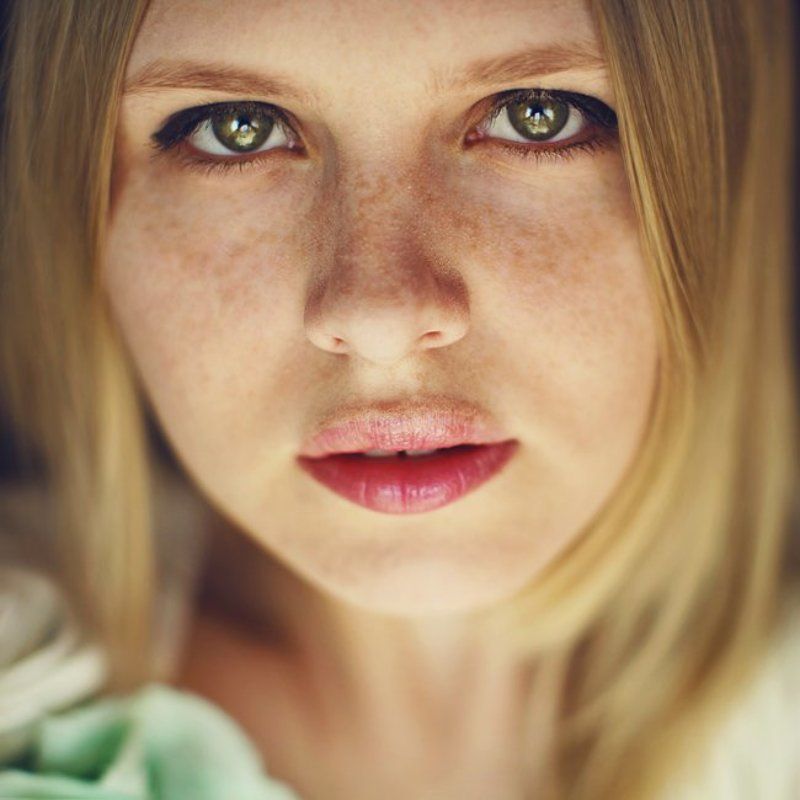 Self portrait фото превью