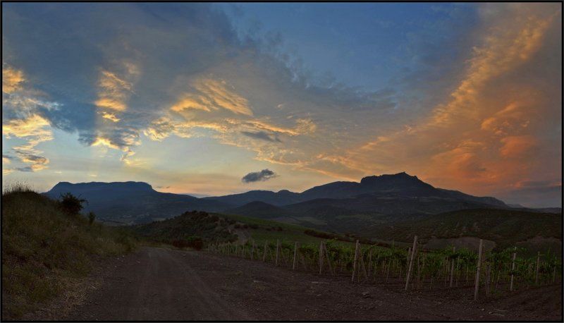 Июньский вечер фото превью