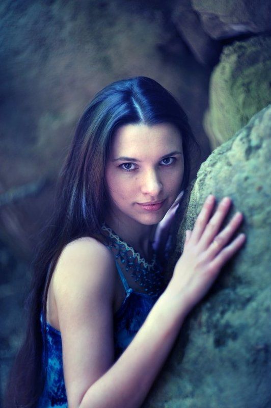 лес, мост, длинные волосы *** фото превью